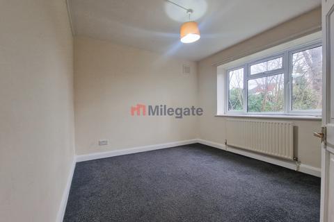 2 bedroom flat to rent, Angel Hill, Sutton SM1