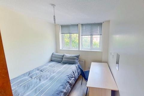 5 bedroom flat to rent - 138 North Sherwood Street Flat 3, NOTTINGHAM NG1 4EF