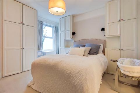 2 bedroom apartment to rent, Crockerton Road, London, SW17