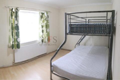 2 bedroom flat for sale, Avenue Road, Southall, UB1