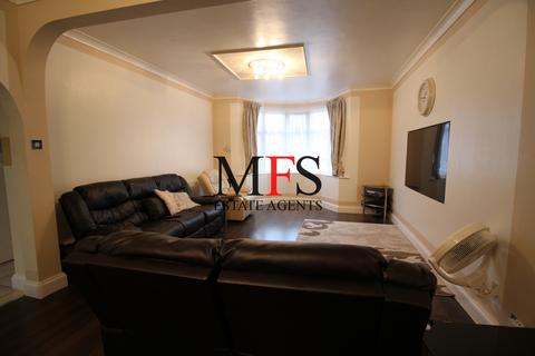 4 bedroom house for sale, Greenford Ave, Southall, UB1