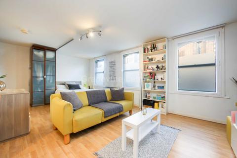 1 bedroom apartment to rent, Trent Road, London