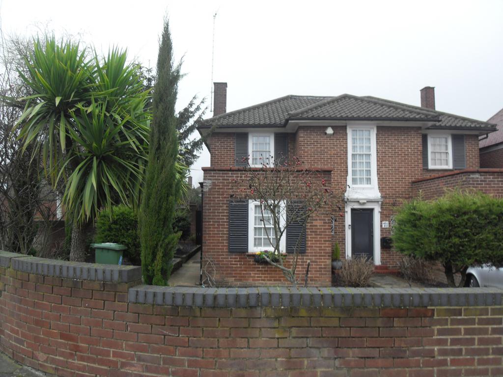 HARROW, Middlesex, HA1 Studio £795 pcm (£183 pw)