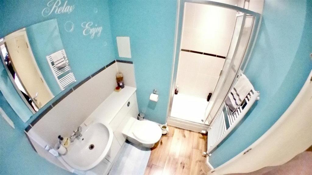 En-suit Shower Room