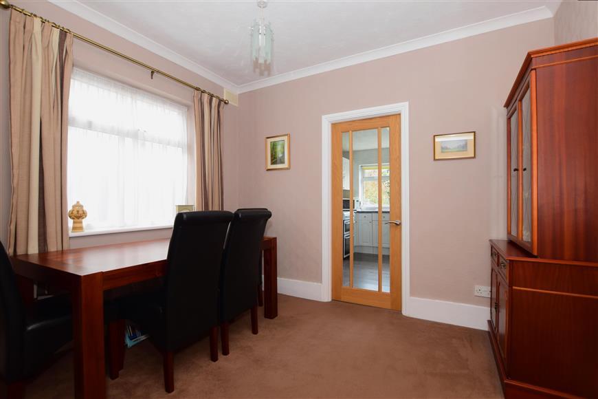 Heather Drive, Romford, Essex 2 bed semidetached bungalow £410,000