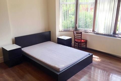 Studio to rent, Kingscroft Road, Kilburn