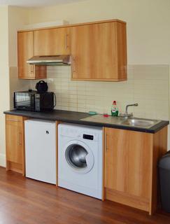 Studio to rent, Kingscroft Road, Kilburn