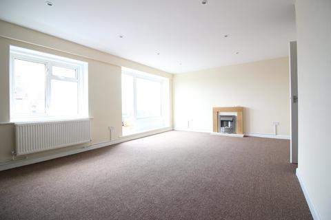 2 bedroom apartment to rent, Marine Drive, Barton On Sea