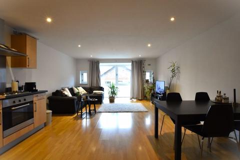 1 bedroom apartment to rent - Cowleaze Road, Kingston Upon Thames
