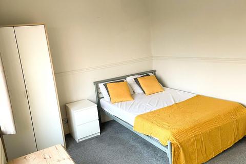 Room 5, 157 Beckett Road