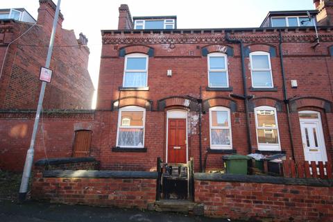 3 bedroom terraced house to rent, Bayswater Terrace, Harehills , Leeds, West Yorkshire, LS8
