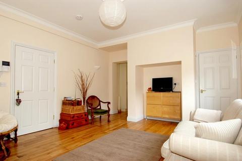 1 bedroom apartment to rent, Heath Road, Petersfield