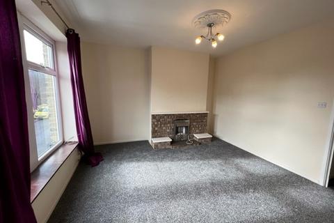 1 bedroom flat to rent, Wellington Street, Liversedge, West Yorkshire, WF15