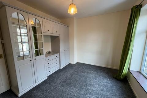 1 bedroom flat to rent, Wellington Street, Liversedge, West Yorkshire, WF15