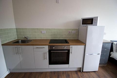 Studio to rent, Flat 11, The Gas Works, 1 Glasshouse Street, NOTTINGHAM NG1 3BA