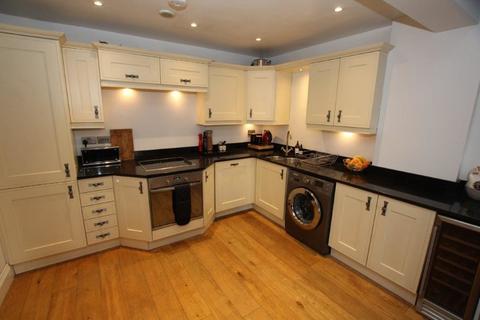 2 bedroom apartment to rent, Hough Green, Chester