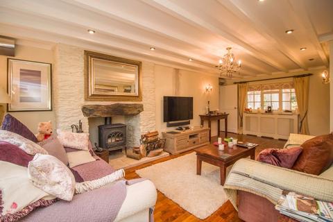 6 bedroom detached bungalow for sale, Clough Willy Cottage, Tosaby Road, St Marks IM9 3AN