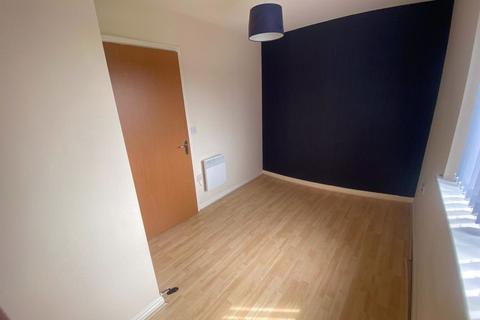 3 bedroom apartment to rent, Three Bedroom Apartment, Hansby Drive, Speke, L24