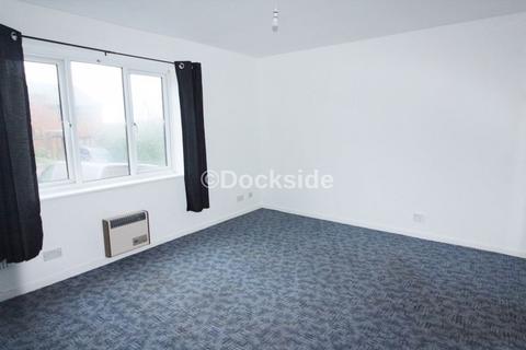 Studio to rent, Illustrious Close, Chatham