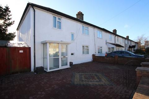 3 bedroom end of terrace house for sale, Charlton Dene , London SE7