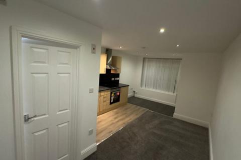 1 bedroom flat to rent, Flat 2, Harehills Lane, Harehills, Leeds, LS9 6HJ