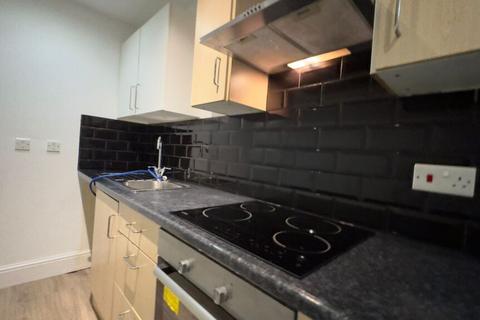 1 bedroom flat to rent, Flat 2, Harehills Lane, Harehills, Leeds, LS9 6HJ