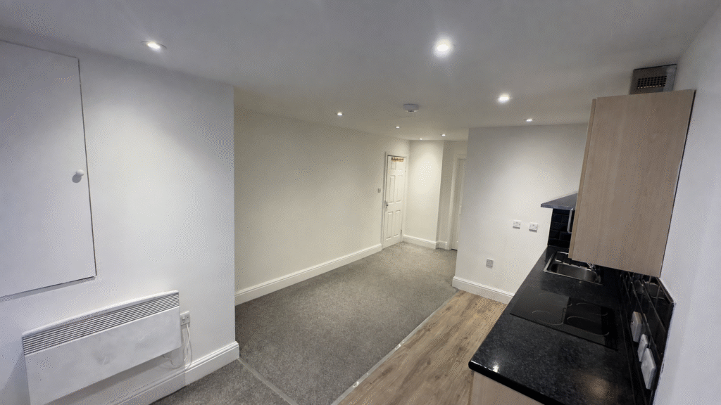Apartment in LEEDS - View 3