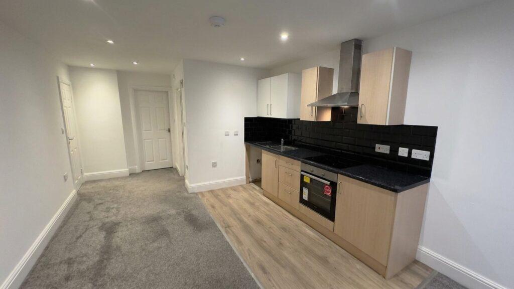 Apartment in LEEDS - View 4