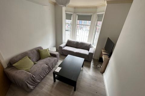 undefined, Archery Terrace, Leeds, LS2 9AT