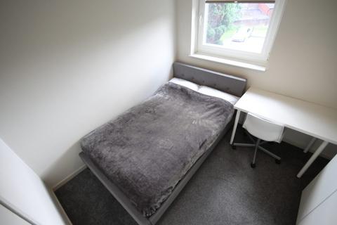 undefined, Woodsley Green, Hyde Park, Leeds, LS6 1SD