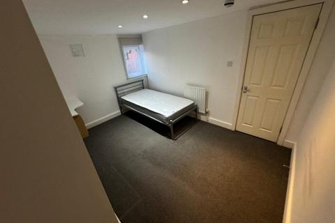 6 bedroom house share to rent, Room 1, Knowle Road, Burley, Leeds, LS4 2PJ