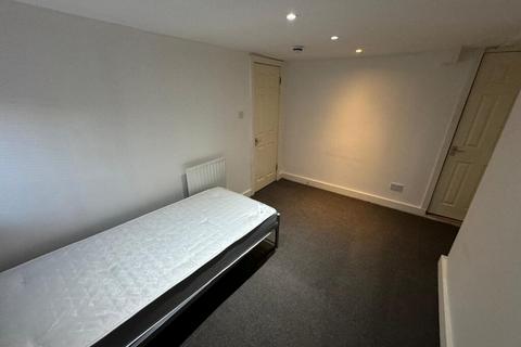 6 bedroom house share to rent, Room 1, Knowle Road, Burley, Leeds, LS4 2PJ