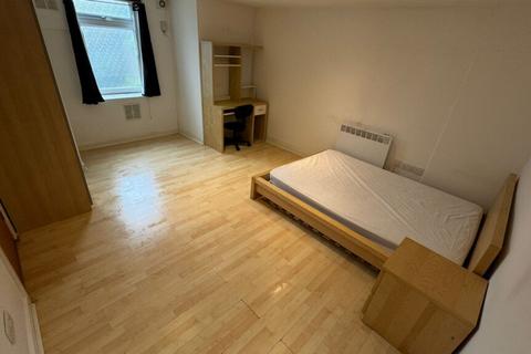 1 bedroom flat to rent, Flat 1, 77 Brudenell Road, Hyde Park, Leeds, LS6 1JD