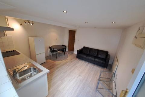 1 bedroom flat to rent, Flat 1, Brudenell Road, Hyde Park, Leeds, LS6 1JD