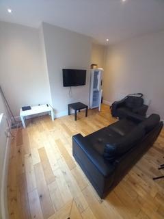 undefined, 4 Pennington Grove, Woodhouse, Leeds, LS6 2JL