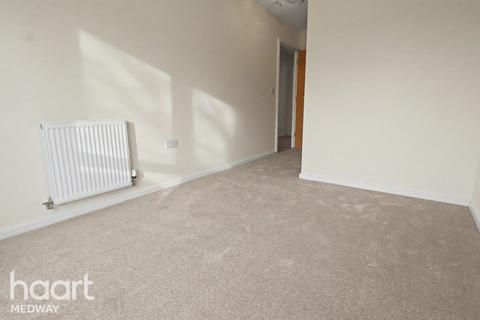 2 bedroom apartment to rent, Springhead Parkway, Gravesend