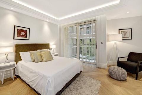 undefined, 190 Strand, Westministe, London, WC2R