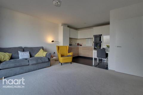 1 bedroom apartment to rent, Blackthorn House - Kings Park - RM3