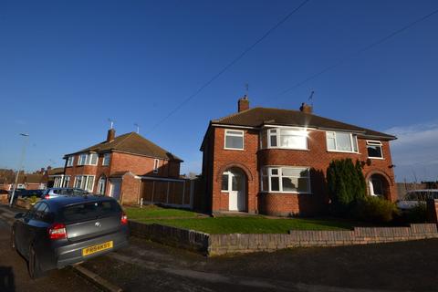3 bedroom semi-detached house to rent, Chislehurst Avn, Leicester LE3
