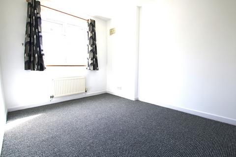 2 bedroom apartment to rent, Colnbrook