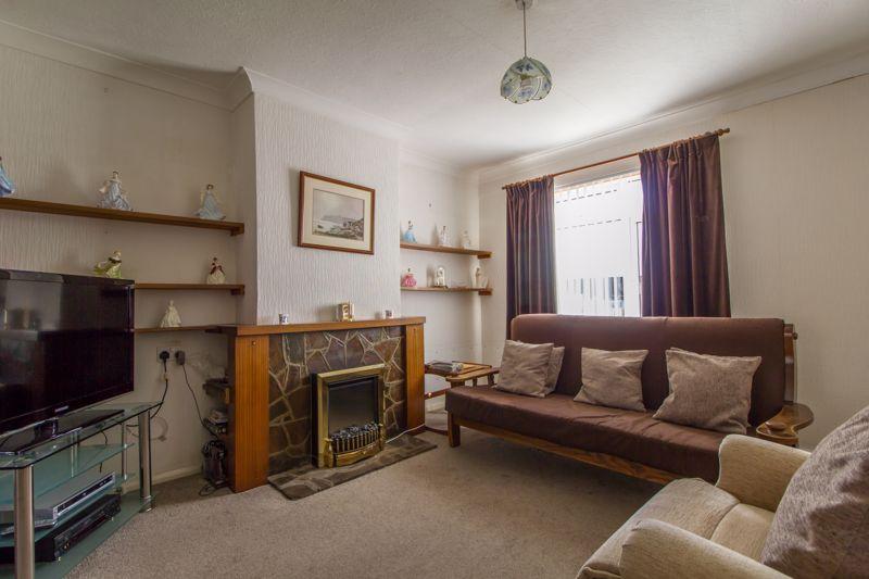 St. Davids Crescent, Penarth 3 bed semidetached house £265,000