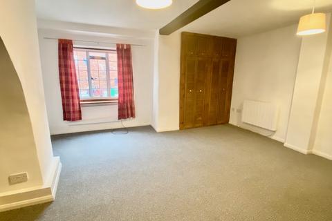 Studio to rent, Newlands, Rear of Sheaf Street, Daventry, Northamptonshire.