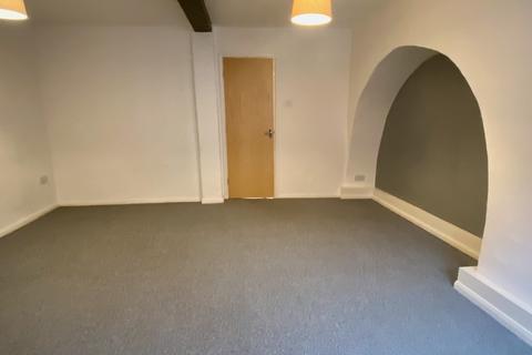 Studio to rent, Newlands, Rear of Sheaf Street, Daventry, Northamptonshire.