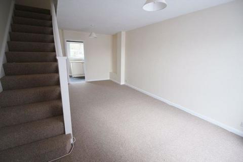 2 bedroom terraced house to rent, Culver Close, Netley, Southampton SO31 5GJ