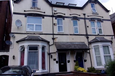 Studio to rent, York Road, Birmingham