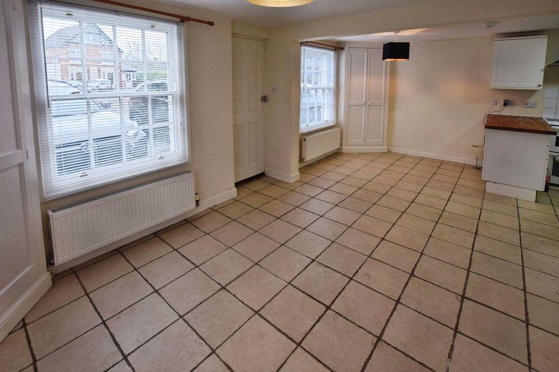 Lounge/Kitchen