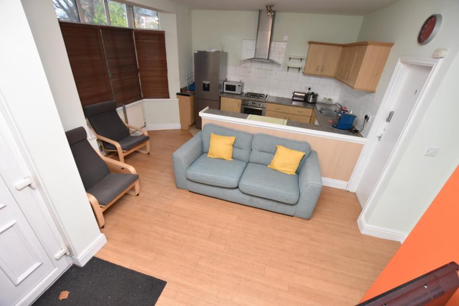 Charlotte Road, Stirchley 5 bed terraced house £1,840 pcm (£425 pw)