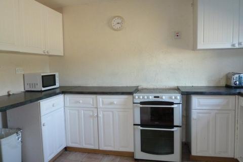 4 bedroom house share to rent, Bawden Close