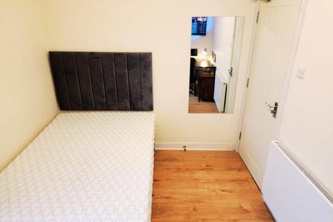4 bedroom house share to rent, Hastings Street