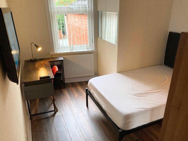 George-street-le11-5dq-961851